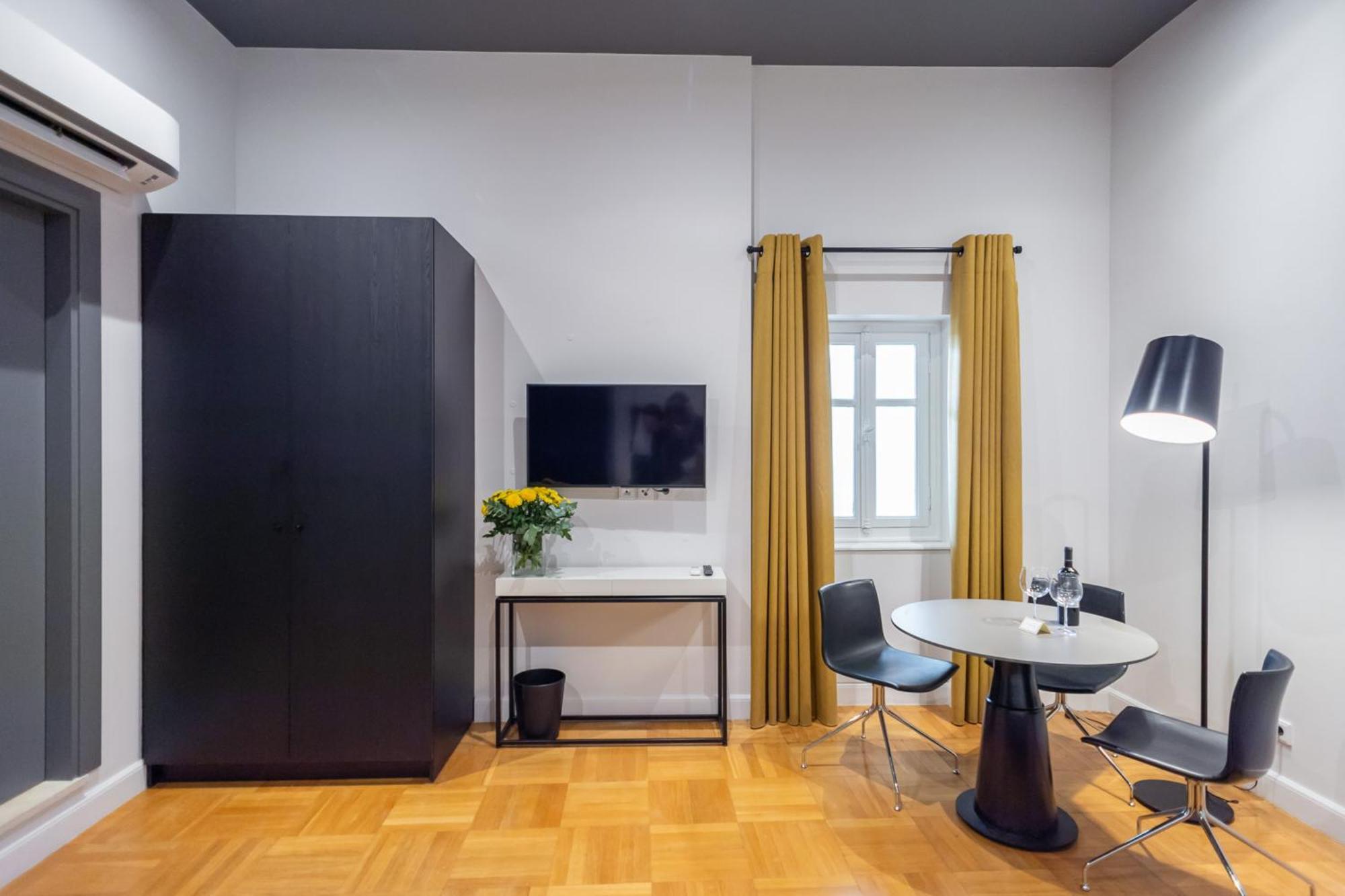 33Solonossuites Athens Bilik gambar