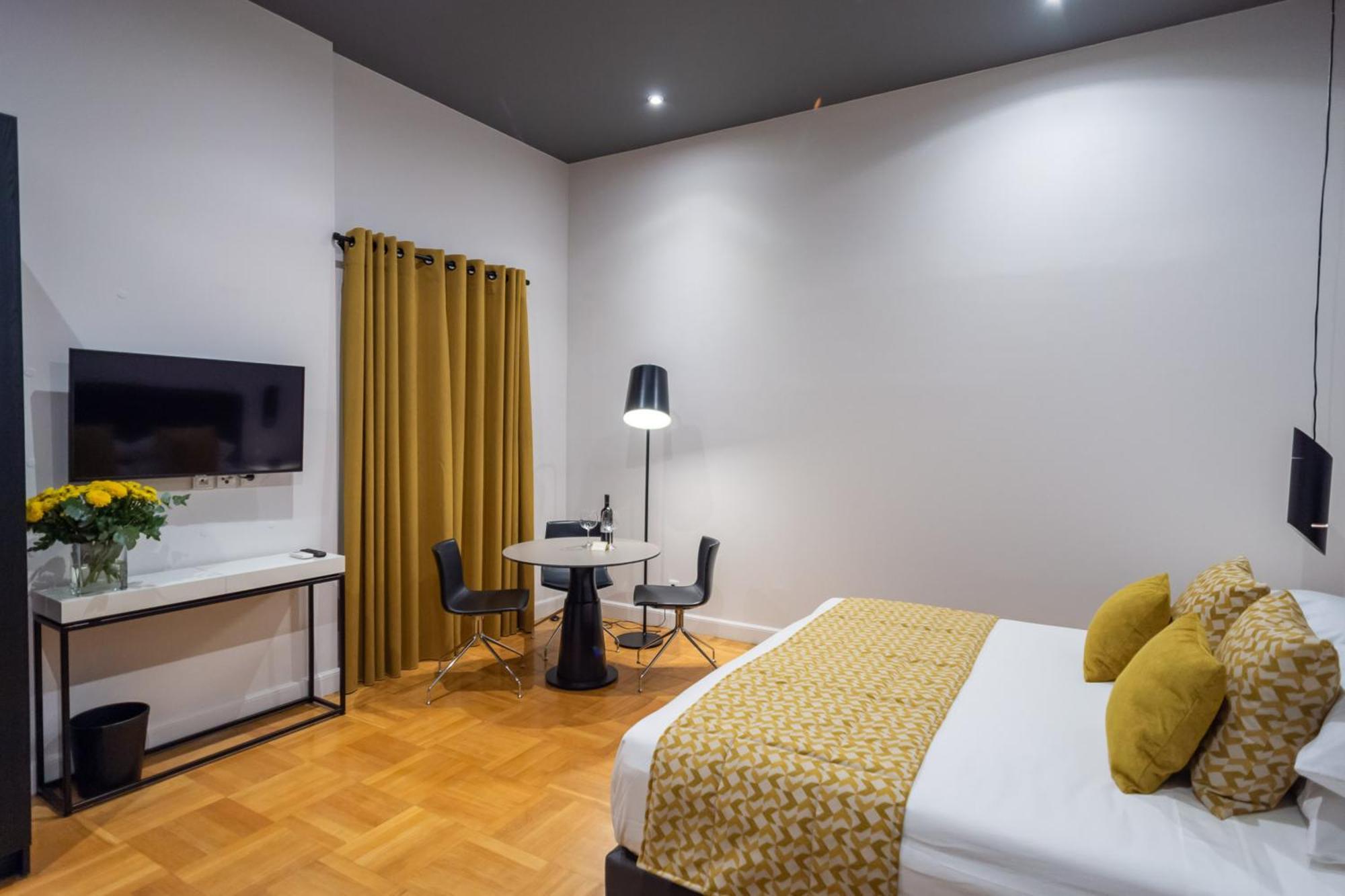 33Solonossuites Athens Bilik gambar