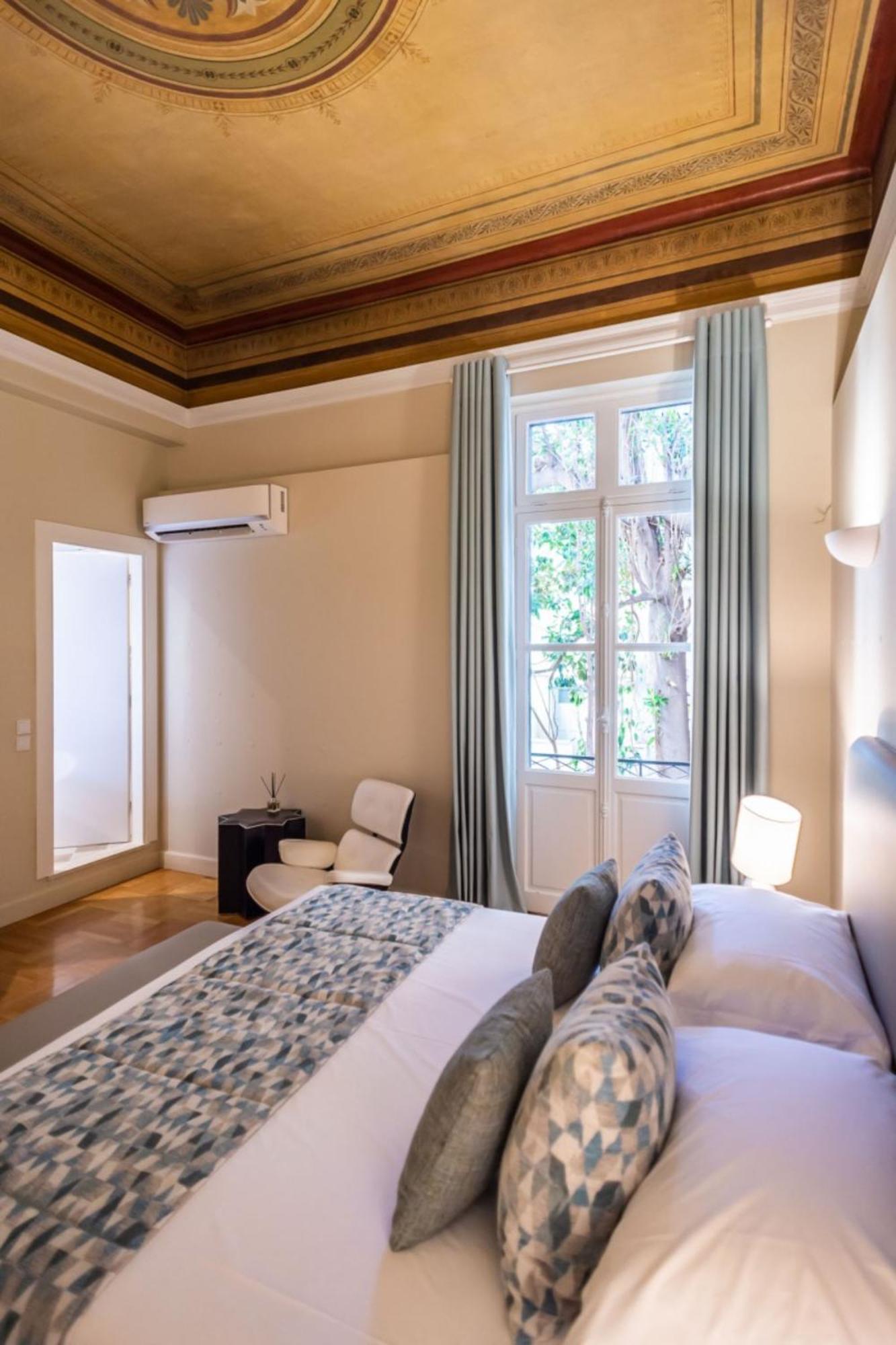 33Solonossuites Athens Bilik gambar